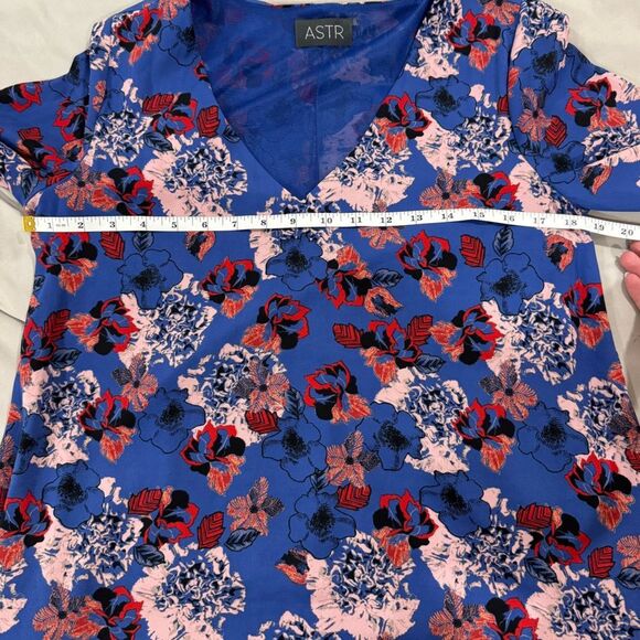 ASTR the label blue floral dress Medium‎ - Picture 5 of 5